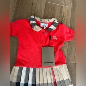 NWT Burberry girls size 3Y dress in perfect condition.